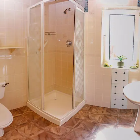 Rookery Mews - Self Catering * 基拉尼